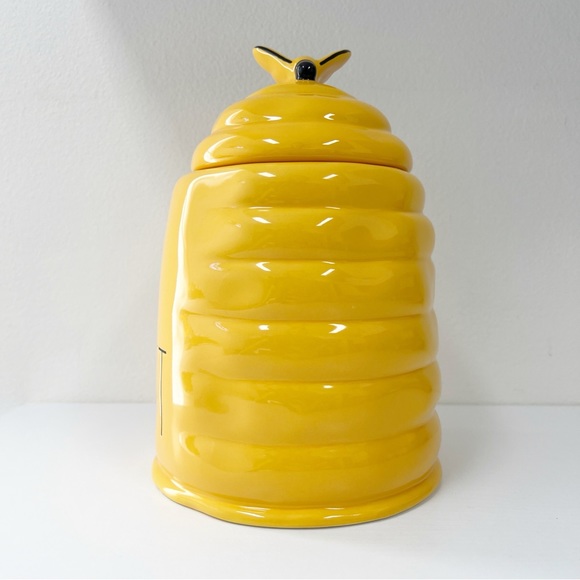 Rae Dunn Yellow Bee Sweet Ceramic Bee Hive Cookie Jar Canister Figural Be Sweet - Picture 2 of 7